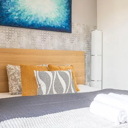 Apartamento Superb Location & Cozy With Terrace By Prestige Homes